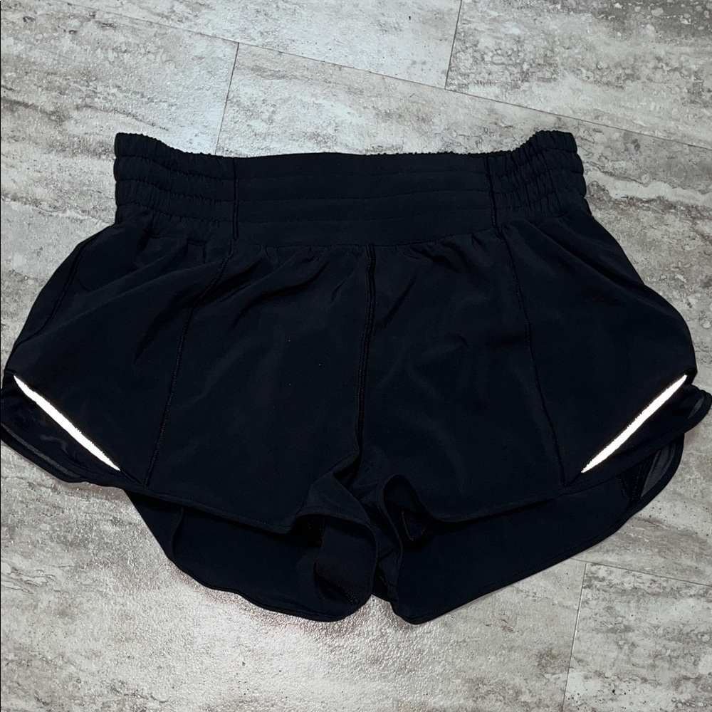 Lululemon Black Women's Athletic Shorts 6